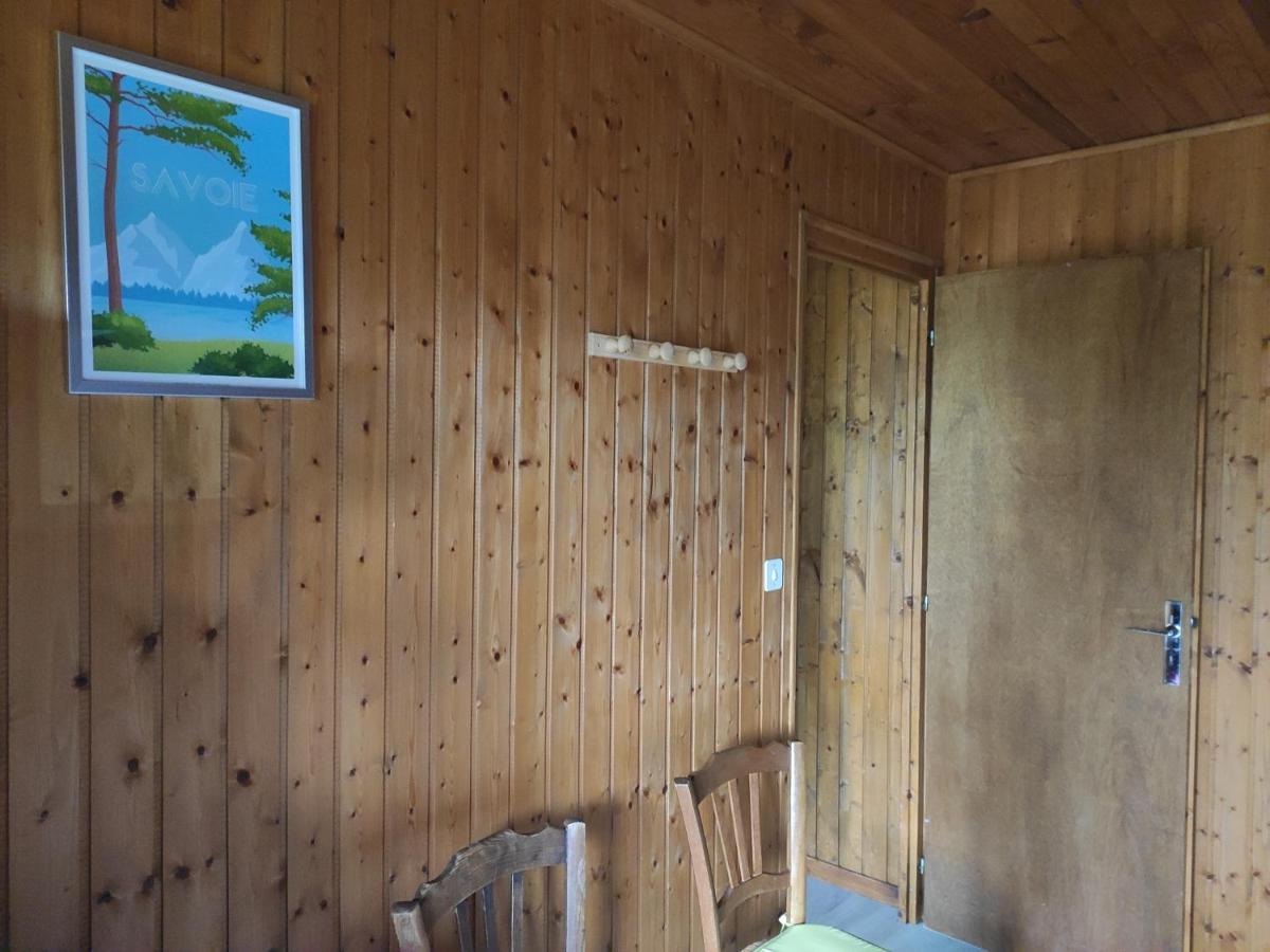 Bel Appartement Au Rez De Chaussee D'Un Chalet Jarrier Exteriör bild